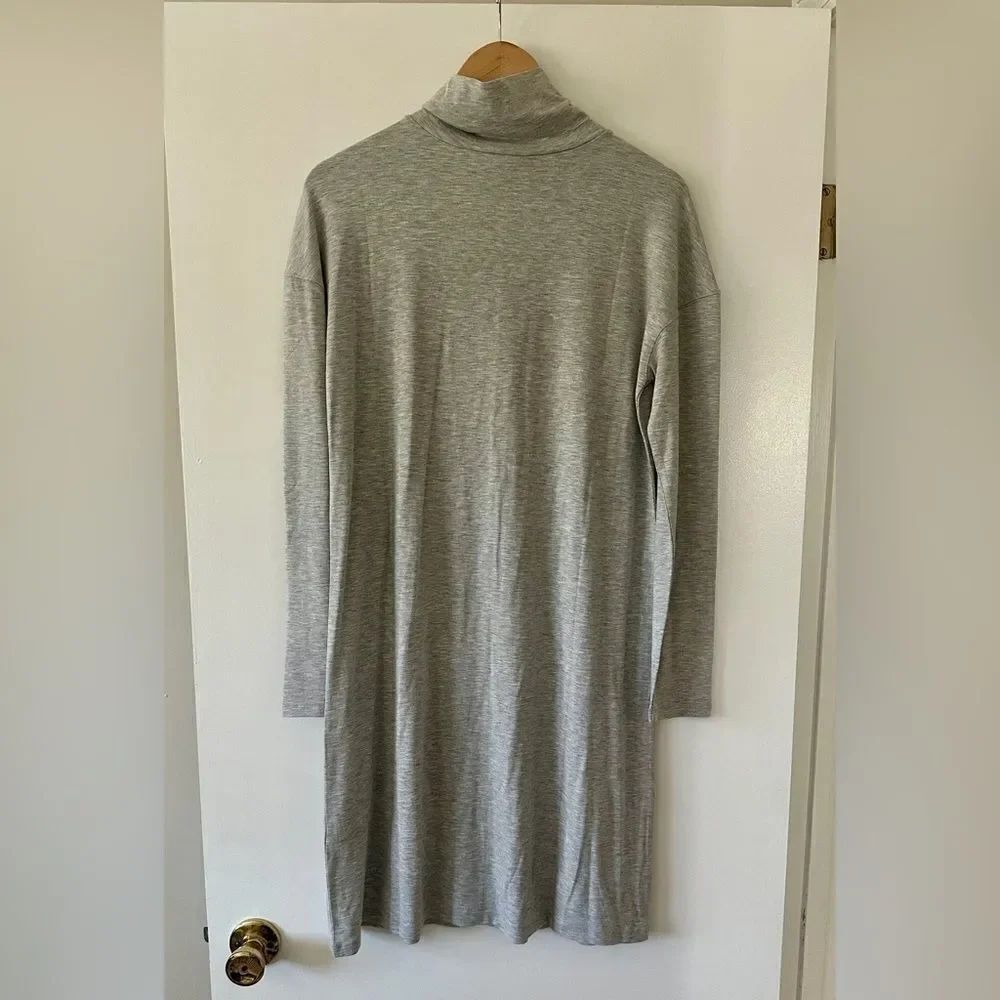 Daily Ritual grey turtleneck dress, Size Large, like new! - Picture 3 of 3